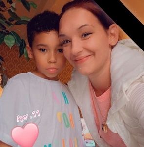 Meet your Posher, Debra